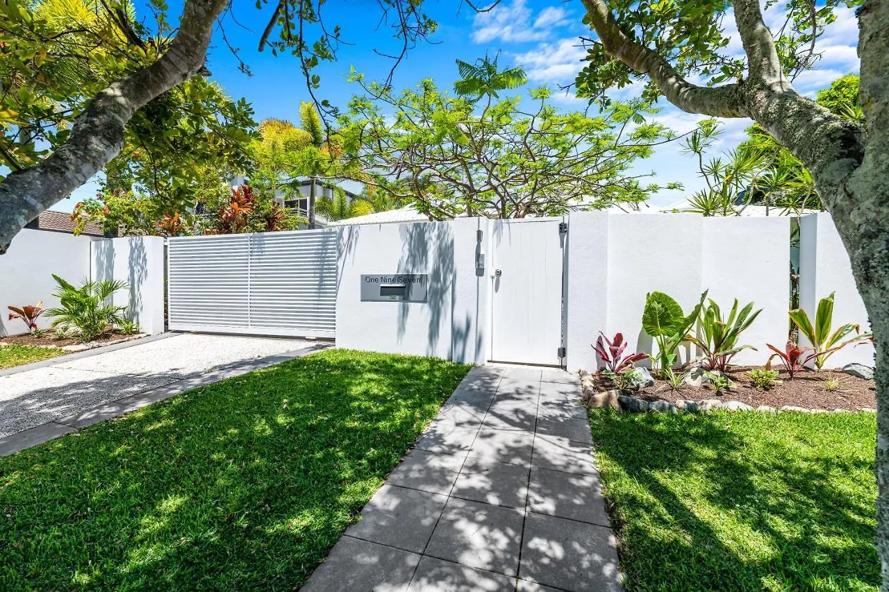 Villa Noosa Waters Luxury Waterfront Noosaville Сasa de vacaciones