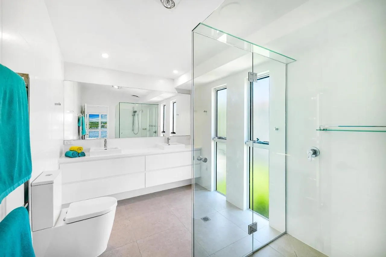 Сasa de vacaciones Villa Noosa Waters Luxury Waterfront Noosaville