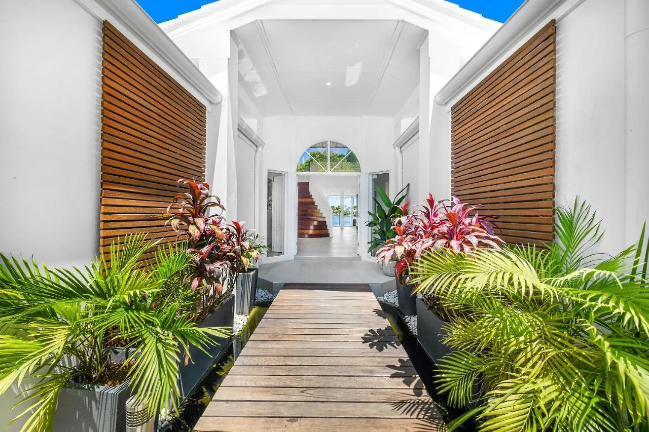 Villa Noosa Waters Luxury Waterfront Noosaville Australia