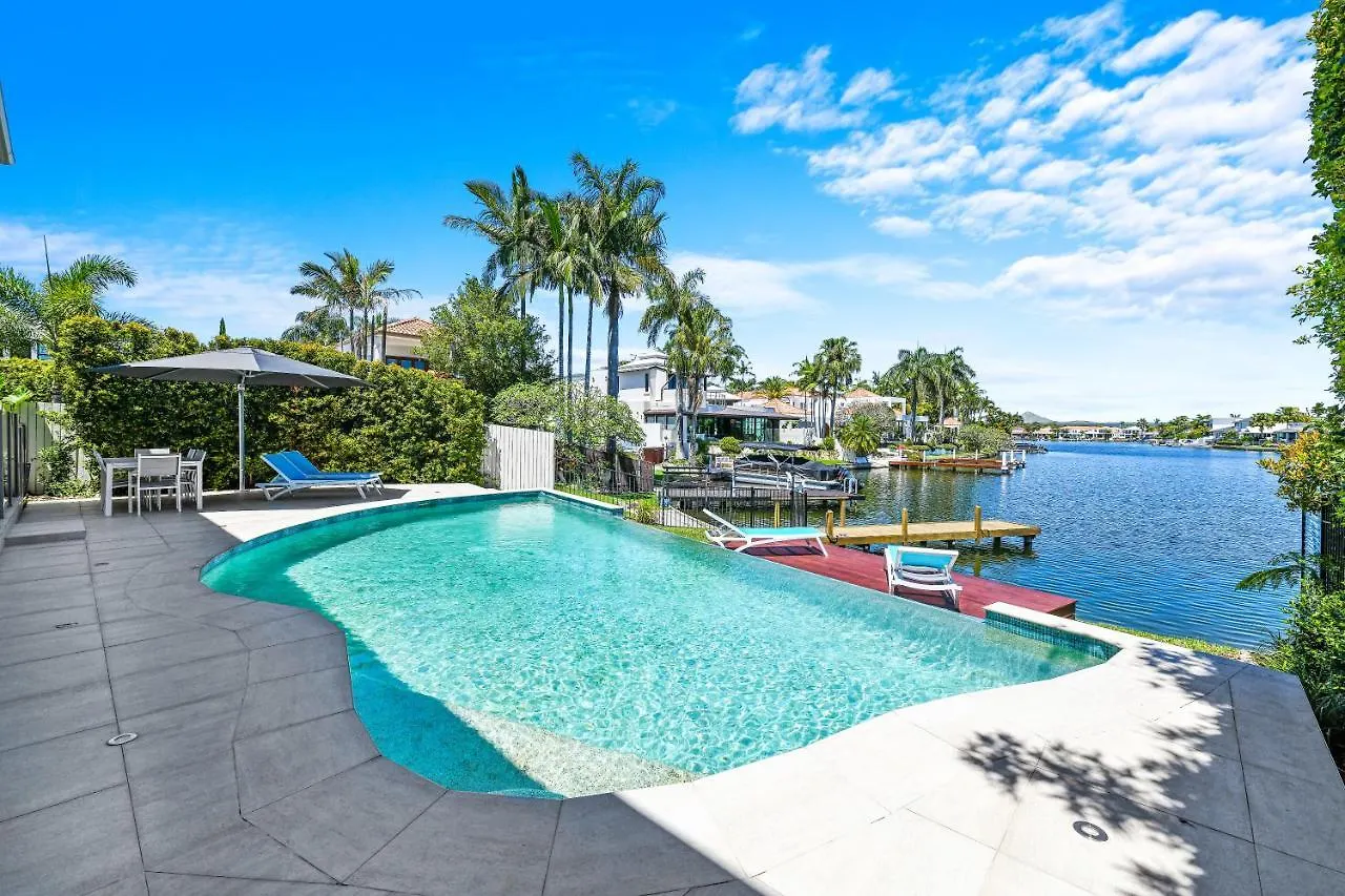 Villa Noosa Waters Luxury Waterfront Noosaville 0*,  Australia